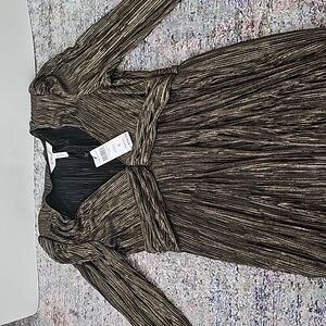 NWT BCBGeneration dress beautiful metallic gold and black formal party size 6